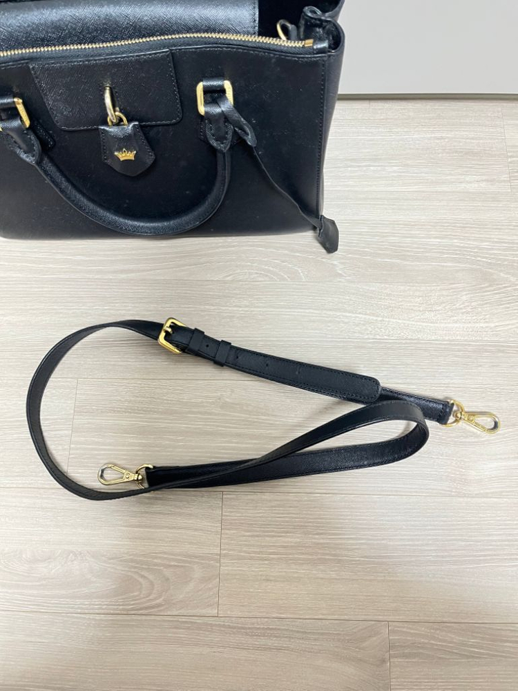 제이에스티나 블랙 토트백 가방 핸드백 이미지