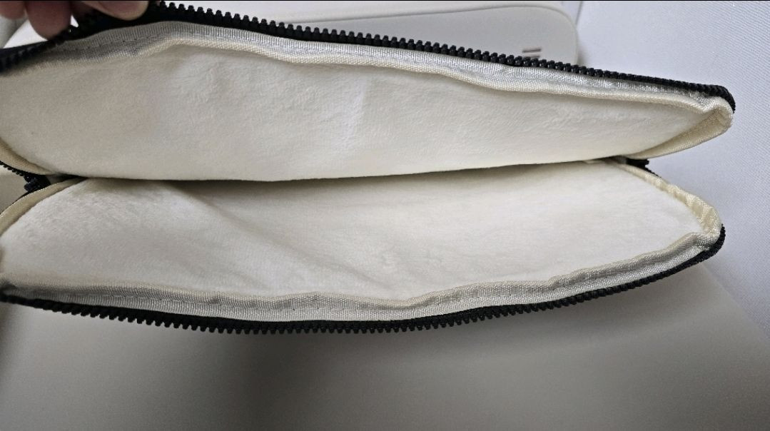 검정 노트북 파우치 하트케이스--1