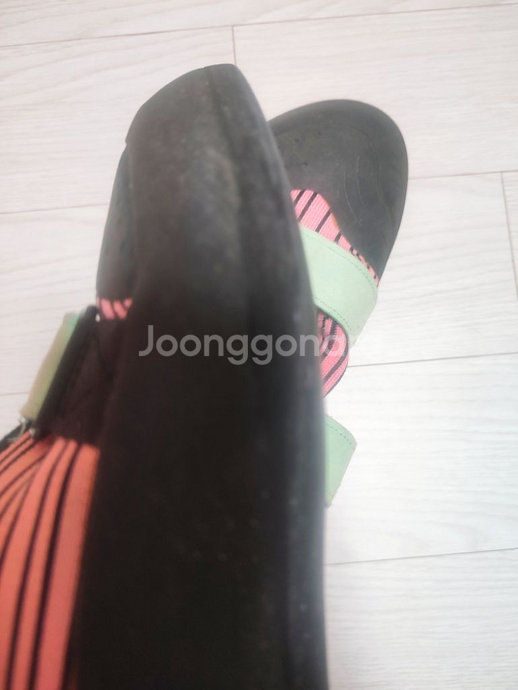 부토라 암벽화 팝니다--3