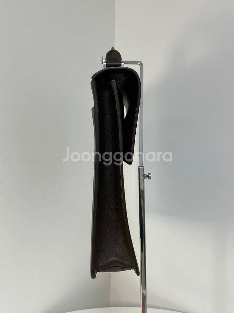 루이비통 타이가 로부스토 브리프케이스 서류가방--3
