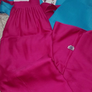 여성 한복 베틀한복 66사이즈입니다