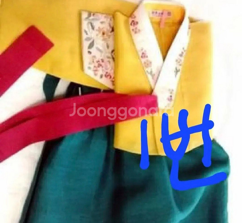 초특가 한복 3벌 드려요--1