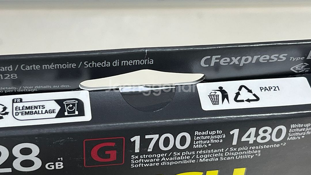 소니 CFexpress Type B 128GB(미사용)--2