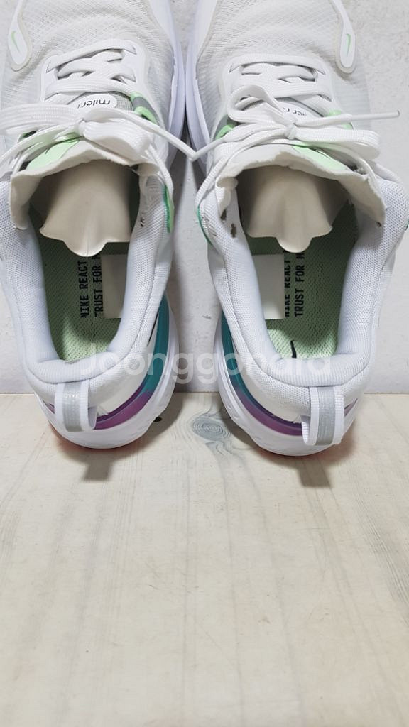 택포 255~260 NIKE AIR 리액트 경량 쿠션화--7