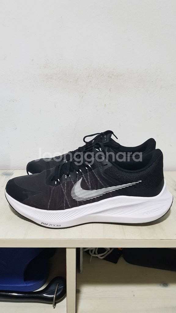 택포 270~275 NIKE 줌에어 경량 왕쿠션 운동화--2