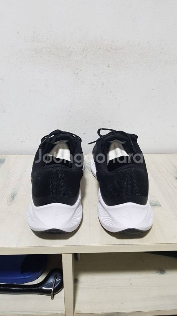 택포 270~275 NIKE 줌에어 경량 왕쿠션 운동화--7