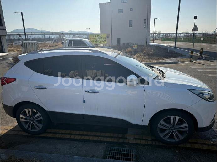 @14년식 뉴투싼 ix 디젤 R2.0 2WD 프리미엄--3