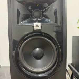 JBL 305P MkII