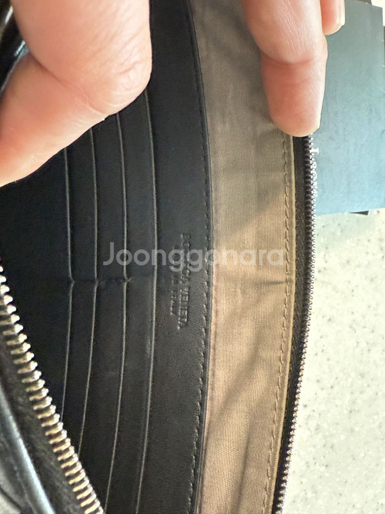 보테가베네타 클러치 미디움--3