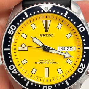 seiko skx A35 yellow