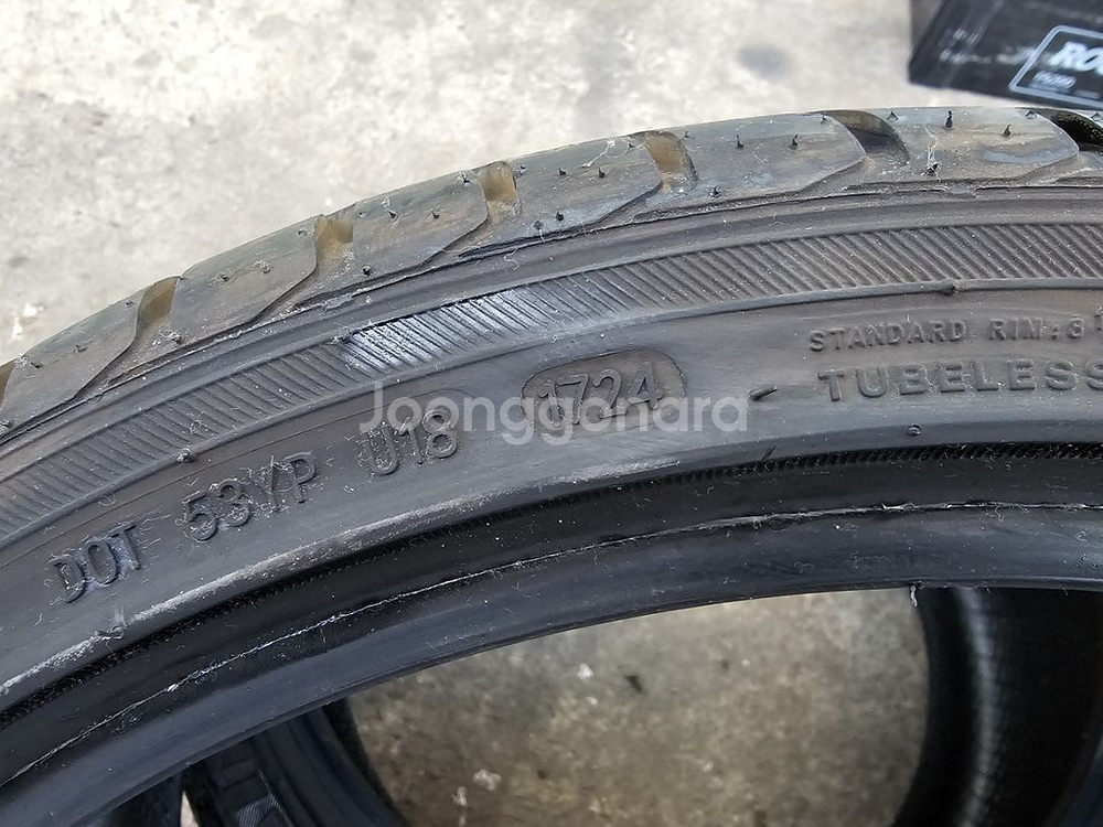 245 35 20 중고타이어 팔아요--1
