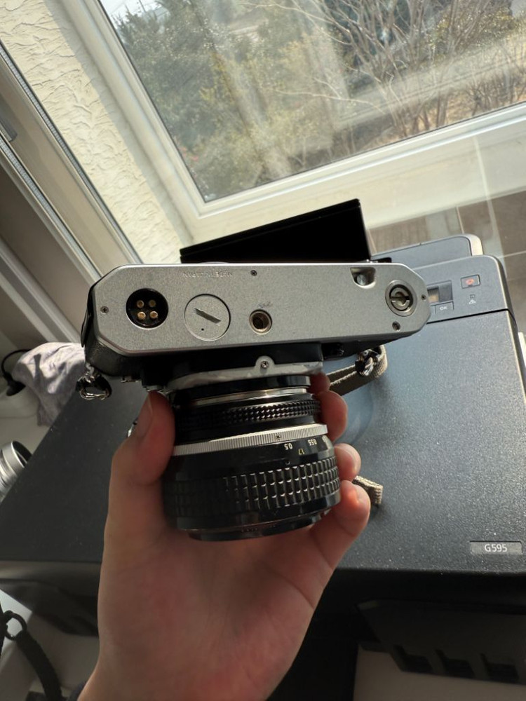 니콘필카 후기형 fm2 + 50mm f1.2 팔아요--1