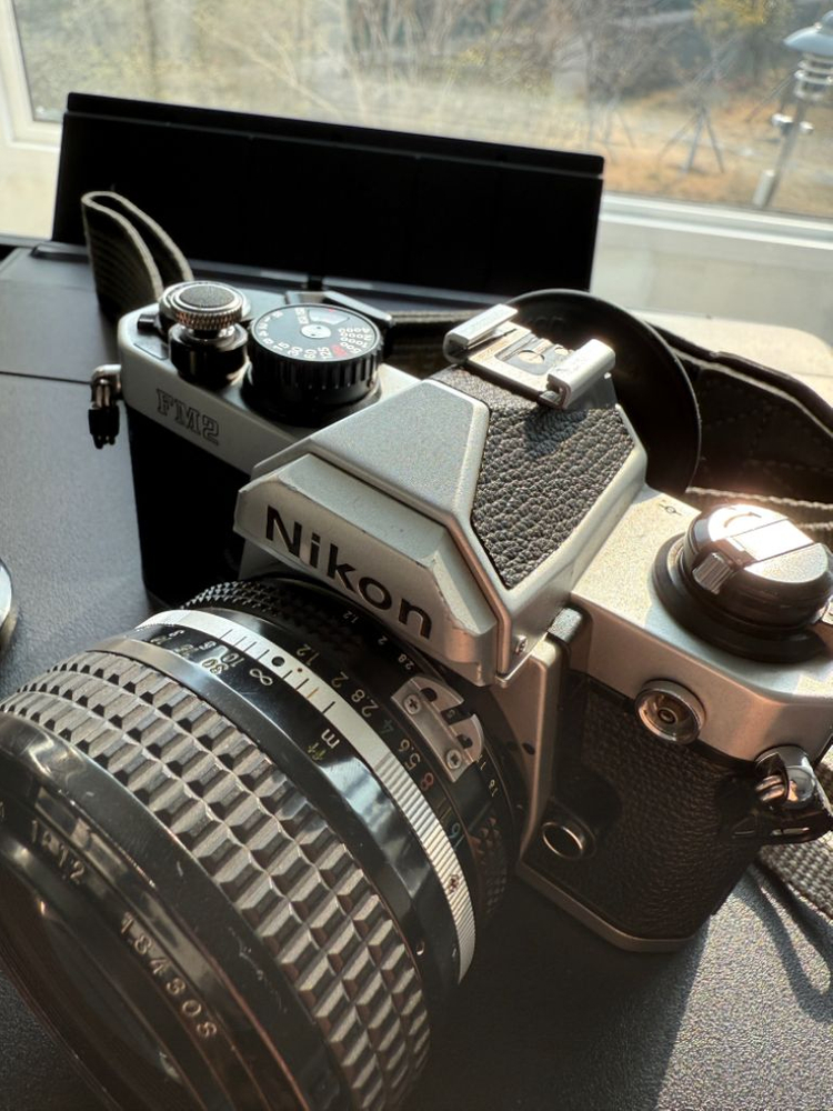니콘필카 후기형 fm2 + 50mm f1.2 팔아요--4