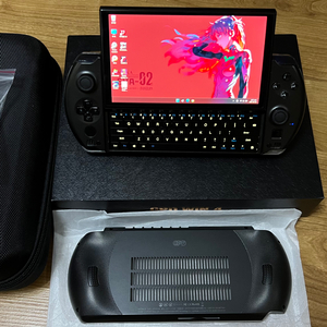 GPD WIN4 8840 32G 2TB 팜니다