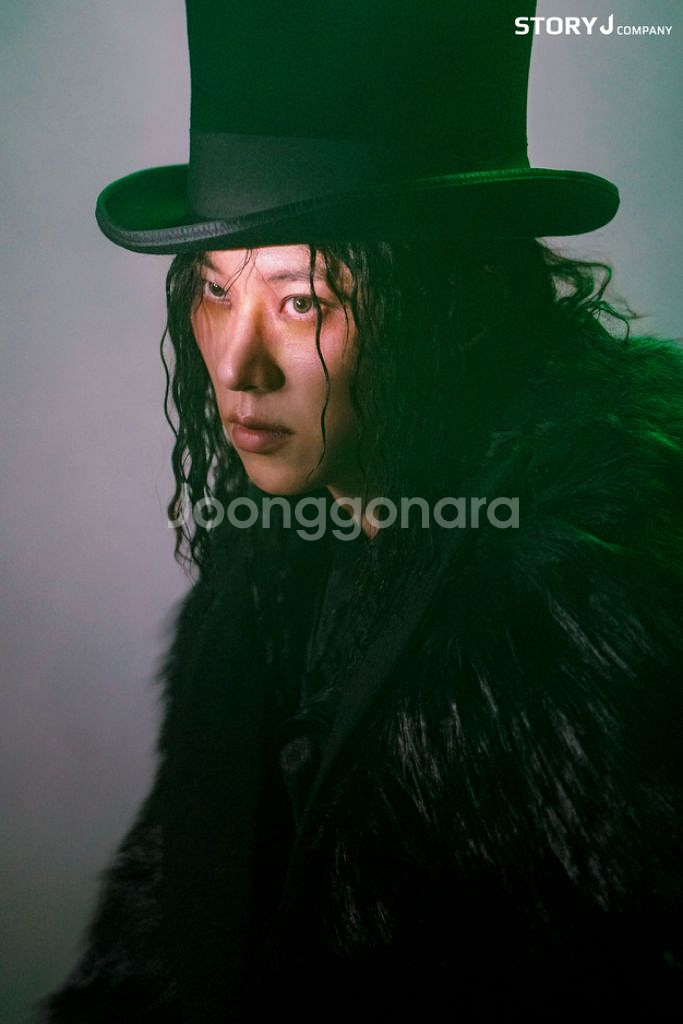 지킬앤하이드 김성철 연달력--0