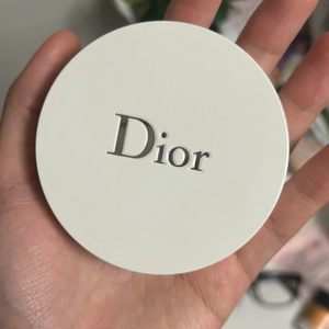 DIOR SNOW 디올 유브이쉴드 화이트리빌 컴팩트쿠션