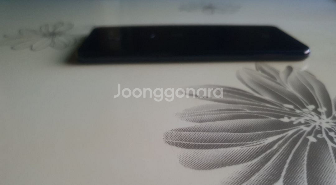 LG V30--3