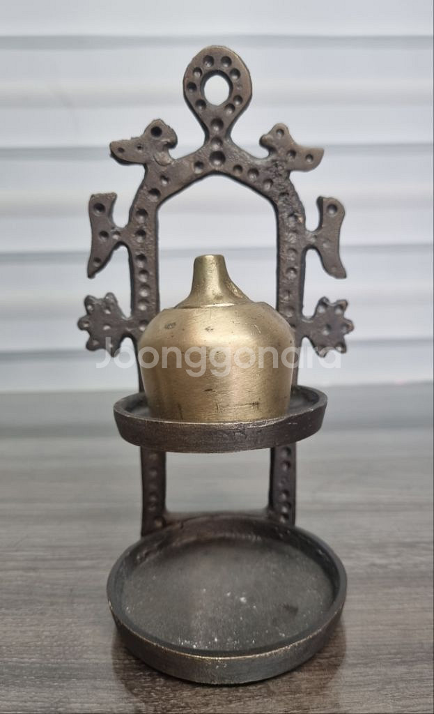 [명품 골동품] 얫날 호롱불 장식품 한점--0