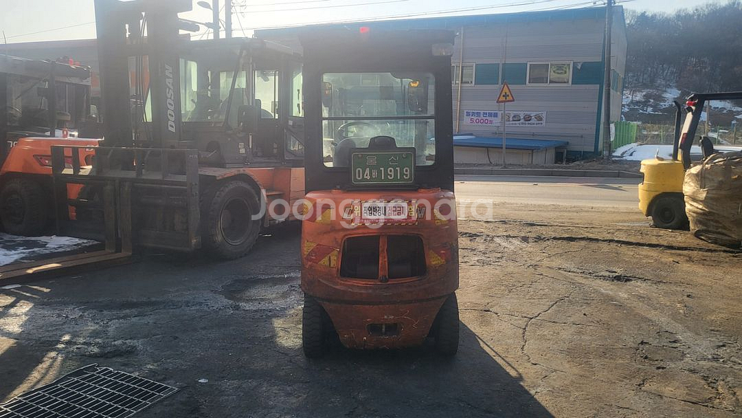 1.5톤 두산 중고지게차--2