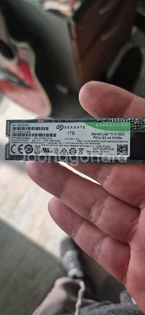 시게이트 바라쿠다 SSD 1TB m.2--1