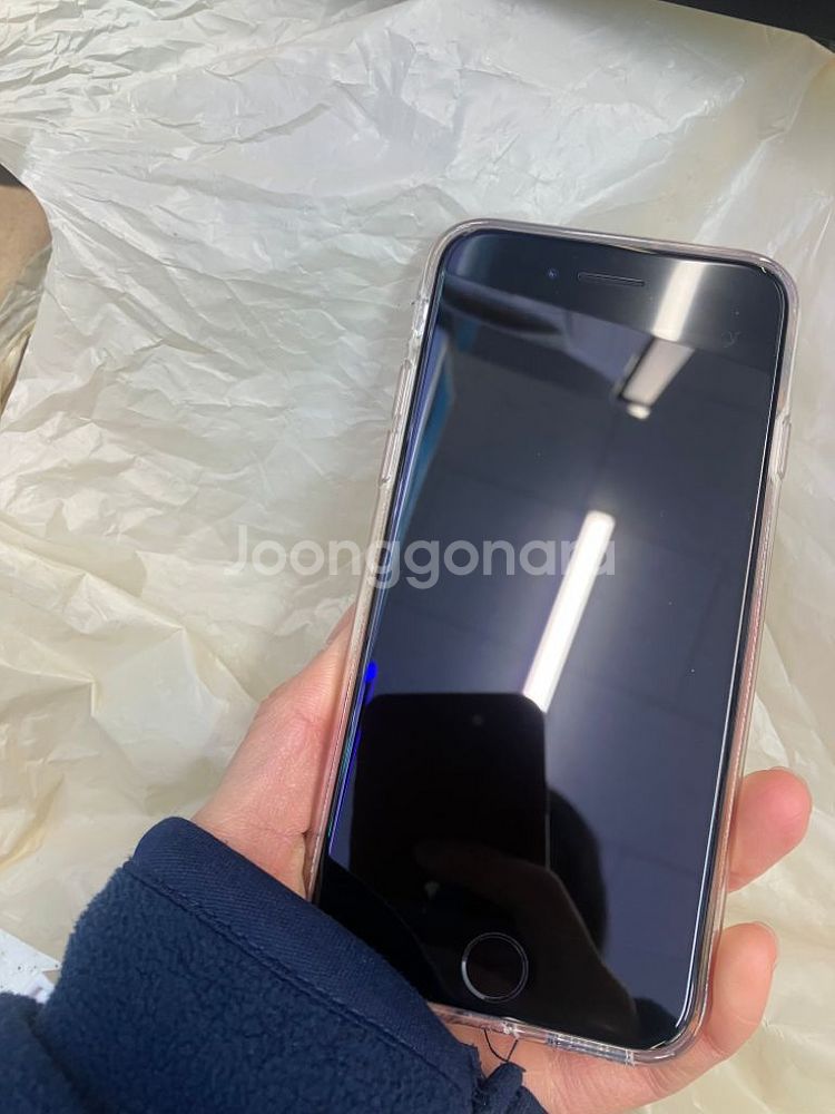 아이폰se3 128G 스타라이트--1