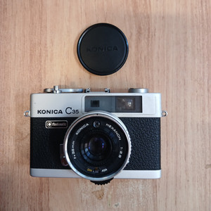 KONICA C35 코니카 단랜즈필림카메라작