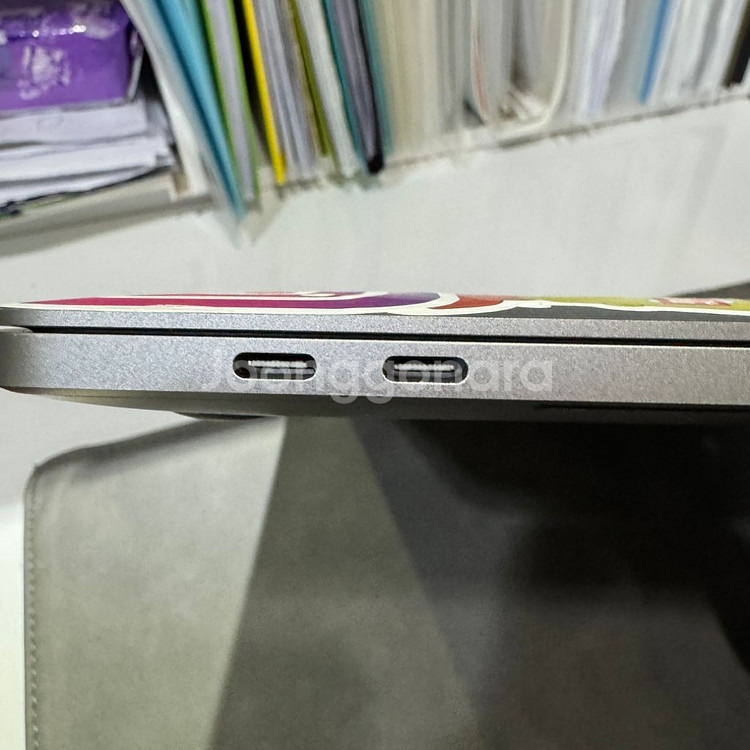 애플 맥북프로 16G 512GB 터치바--3