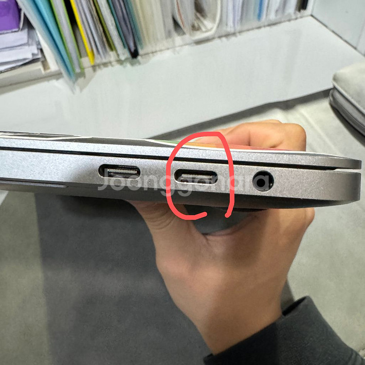애플 맥북프로 16G 512GB 터치바--4