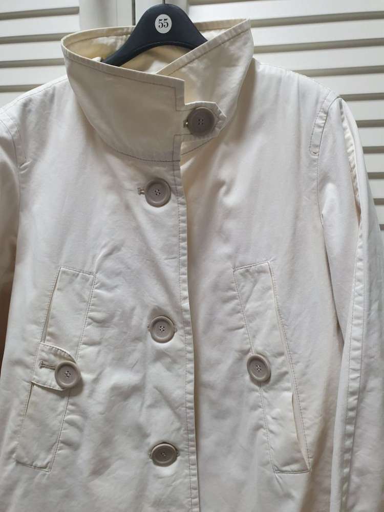 하이넥 흐린 베이지색 자켓 M--1