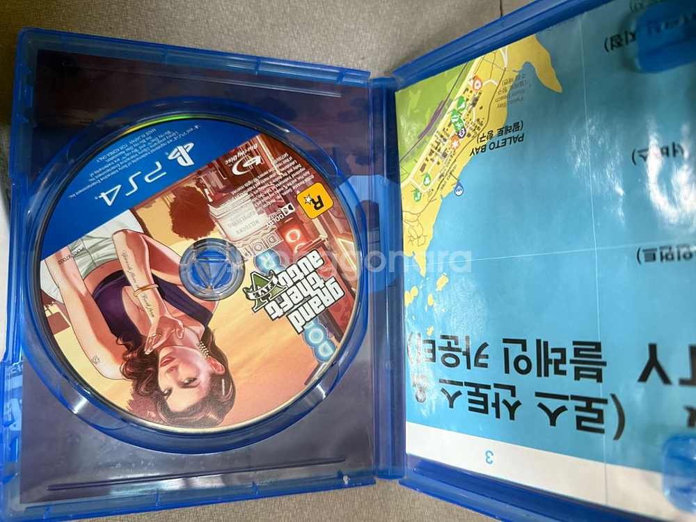 pS4 GTA5 미개봉프리이엄 온라인 에디션 + 언차티--2
