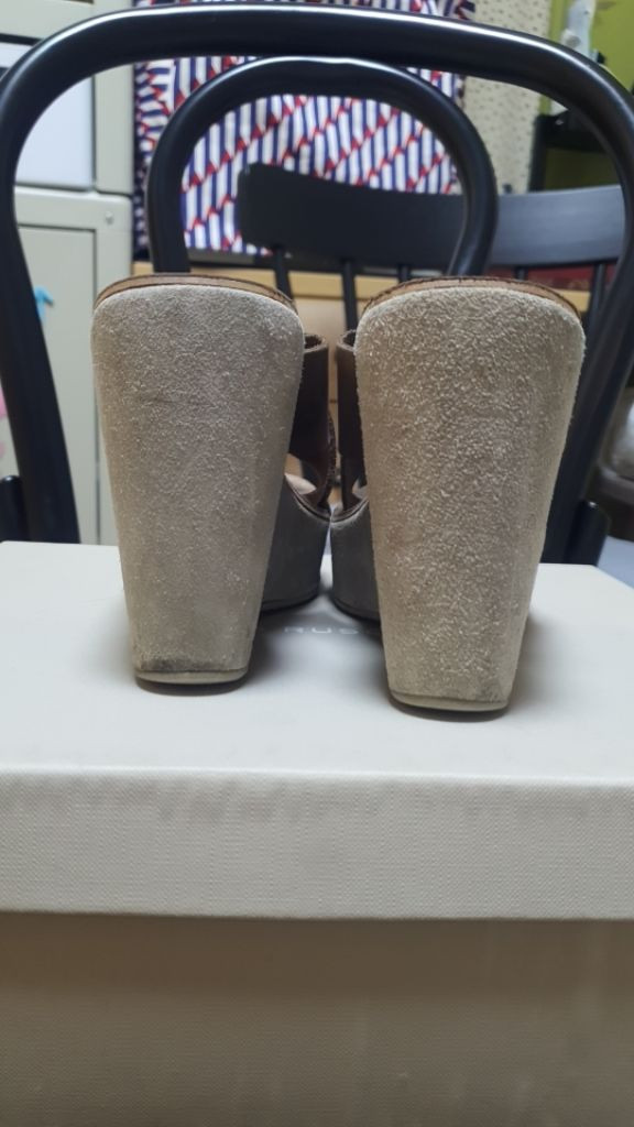 소가죽 웨지힐샌들 이미지