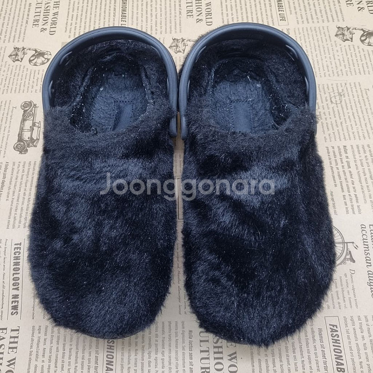 크록스 클래식 퍼 슈어 클로그M7 260--1