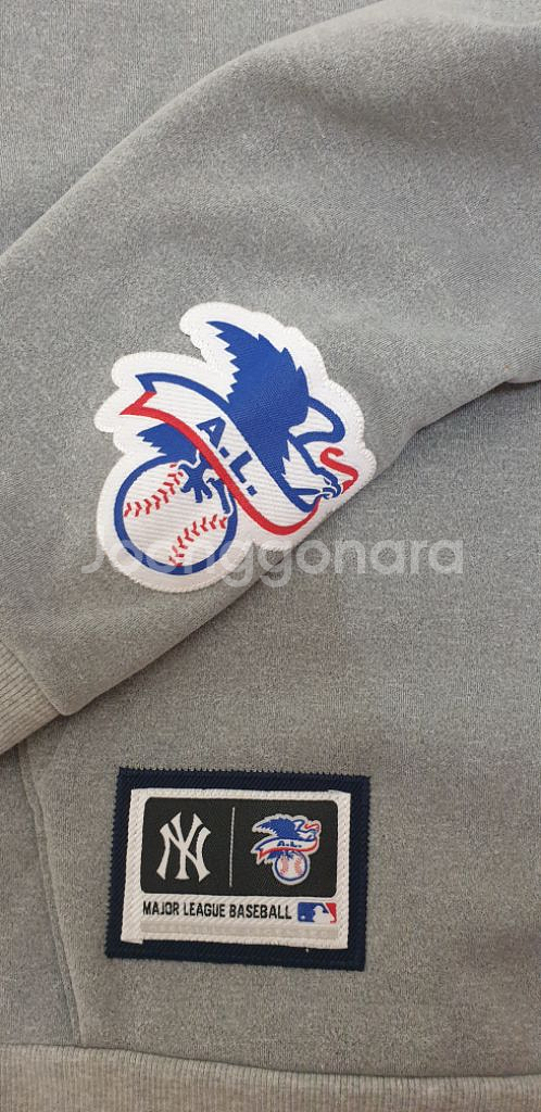 MLB. 뉴욕양키즈 기모후드티셔츠. M-95.--5