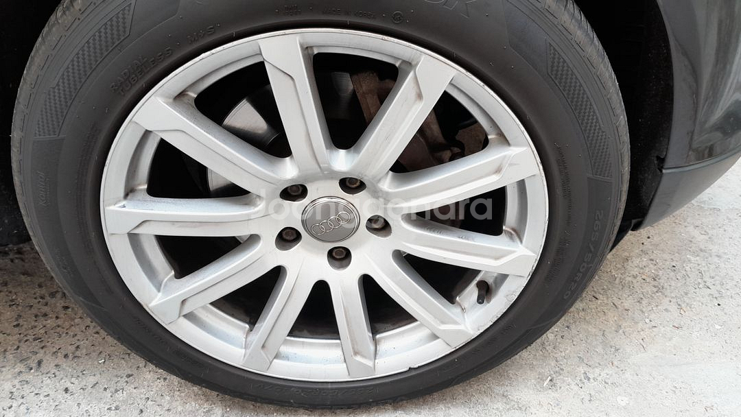 아우디 Q7 4L 구형카이엔958호환20인치 정품 휠--0