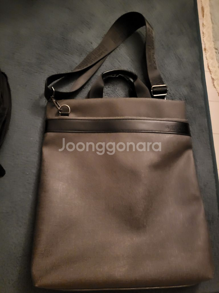 남성 서류 가방 팝니다--0
