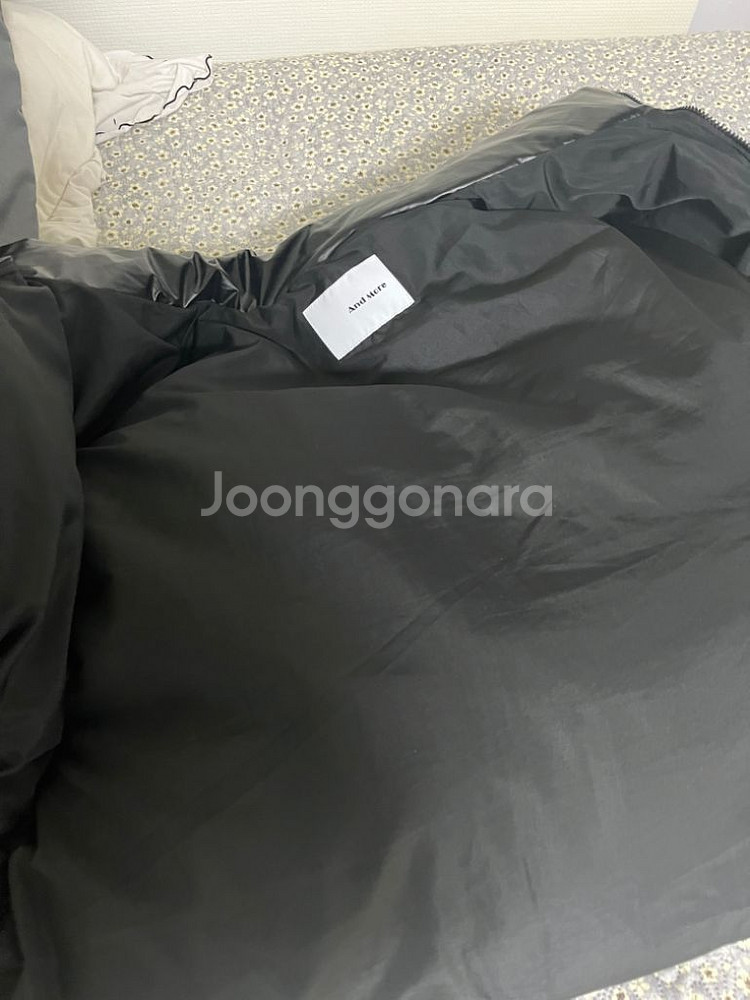 유광 패딩 팝니다--0