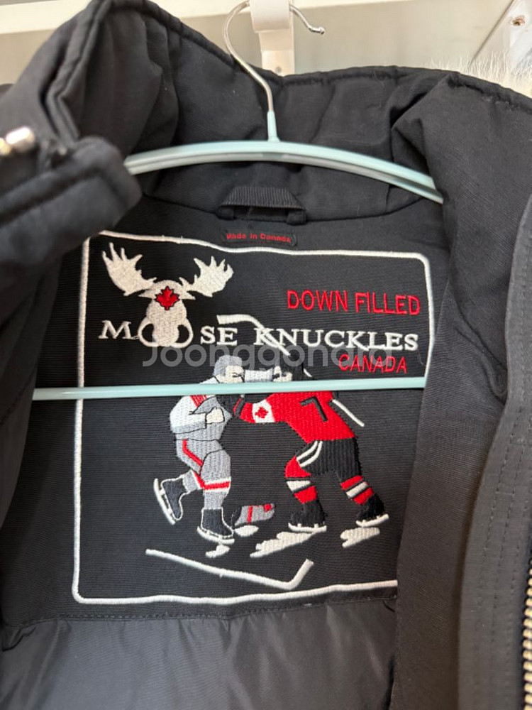 무스너클 여성패딩정품 사이즈S 상태새상품급 팝니다--2