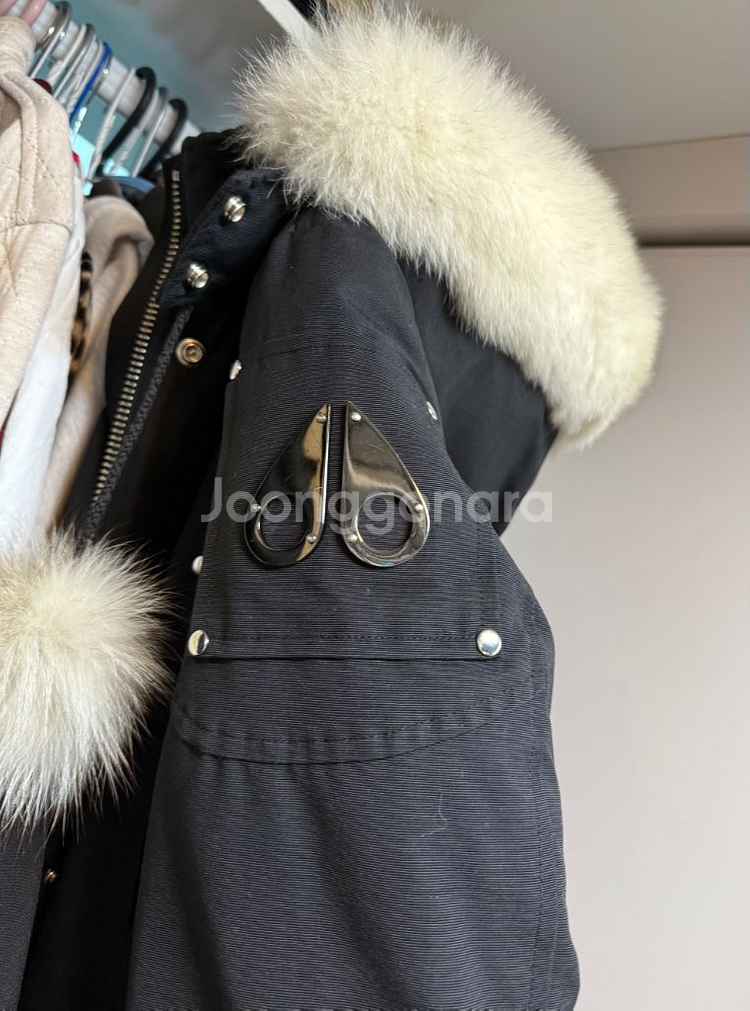 무스너클 여성패딩정품 사이즈S 상태새상품급 팝니다--4