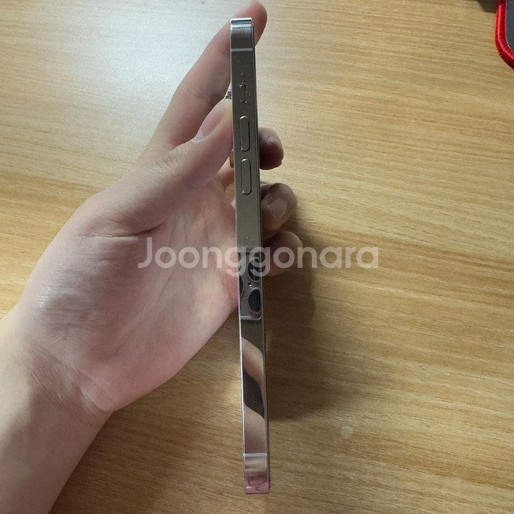 아이폰14프로맥스 화이트 256gb 팔아요(s급)--3