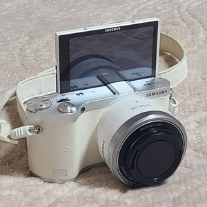 삼성 미러리스 카메라 NEX300 화이트