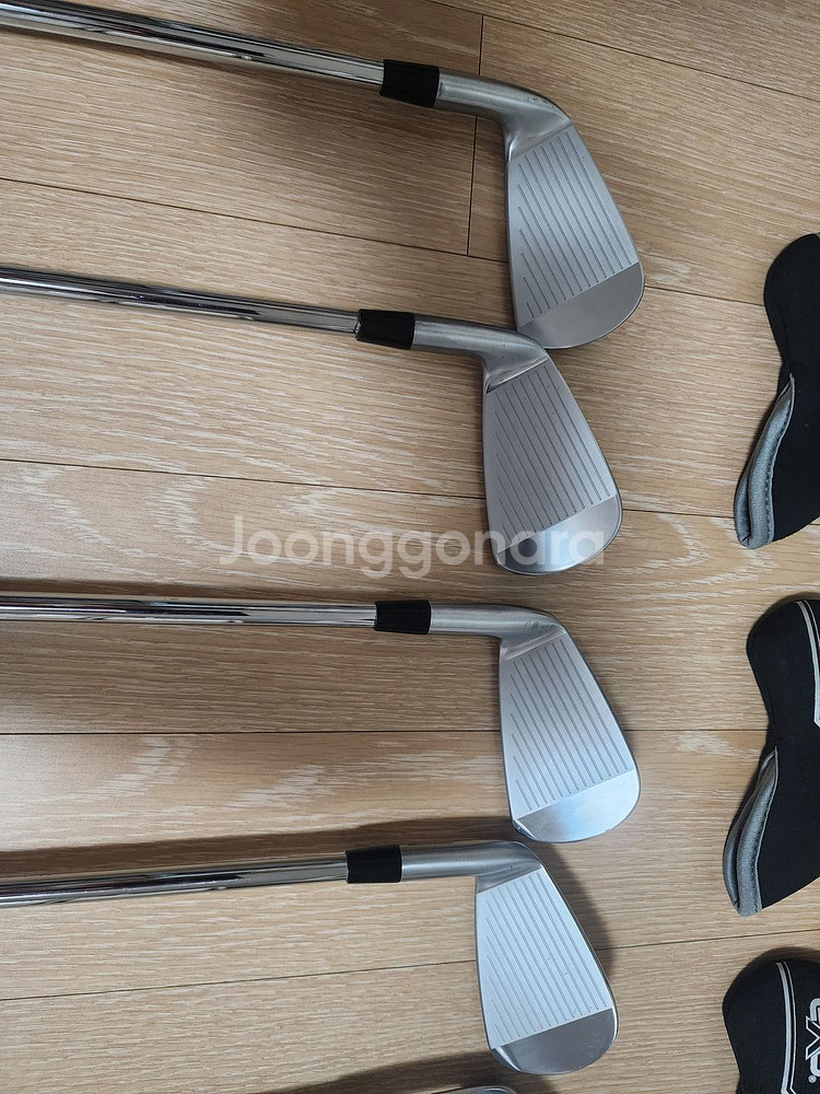 브릿지스톤 v300 8세대 아이언(8i 새상품급)--1