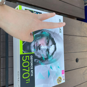 rtx5070ti 미개봉 화이트