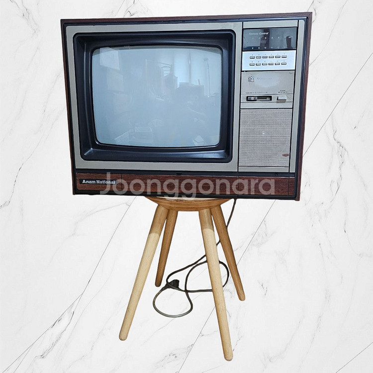 실제로 작동하는 옛날TV+ 의자포함 아남tv 빈티지 레--0