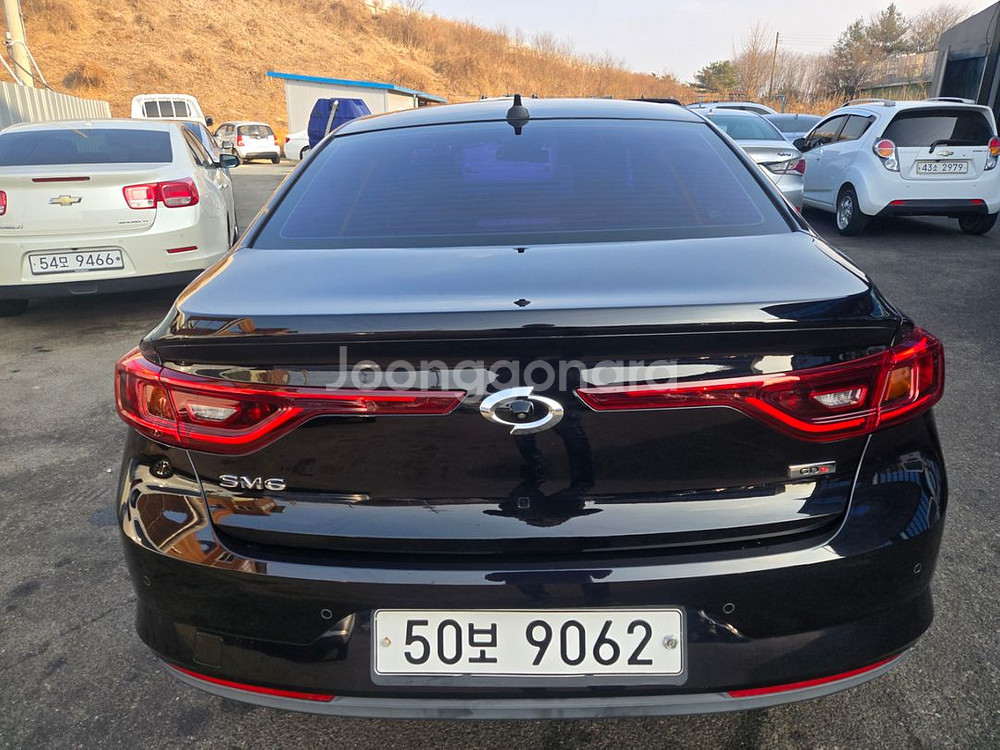 16년식 SM6 2.0 GDe LE 오토 휘발유 차량--4