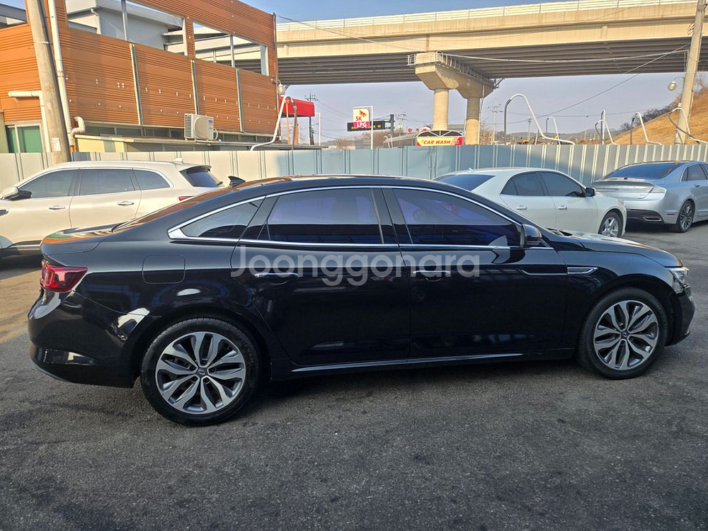 16년식 SM6 2.0 GDe LE 오토 휘발유 차량--2