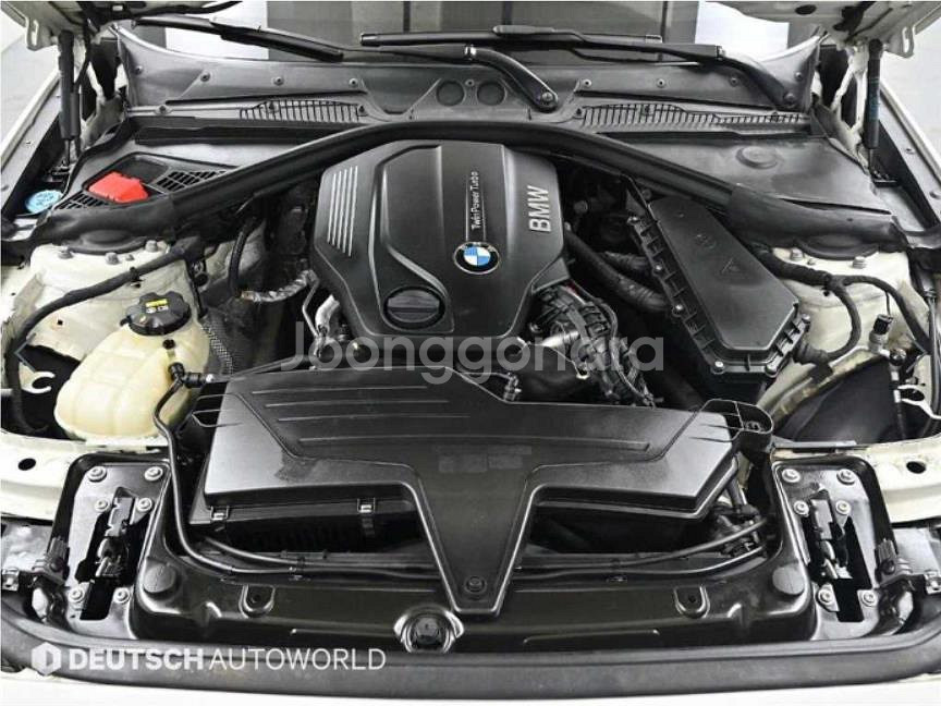 @16년식 1시리즈(2세대) 5도어 118d 스포츠--5