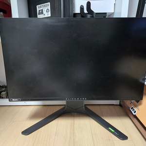 dell aw2521h 팝니다