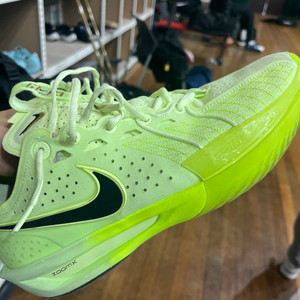 지티컷3 농구화