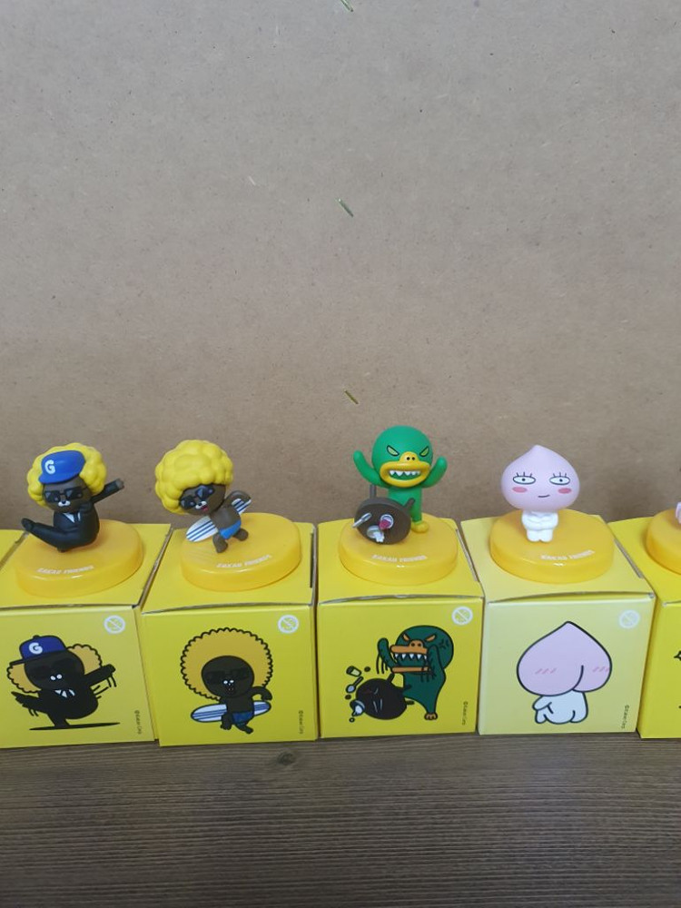 카카오프렌즈 미니 피규어 10종 일괄 판매 합니다--3
