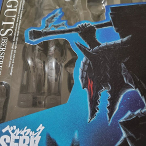 베르세르크 shf 광전사 가츠 격정 팝니다 미개봉